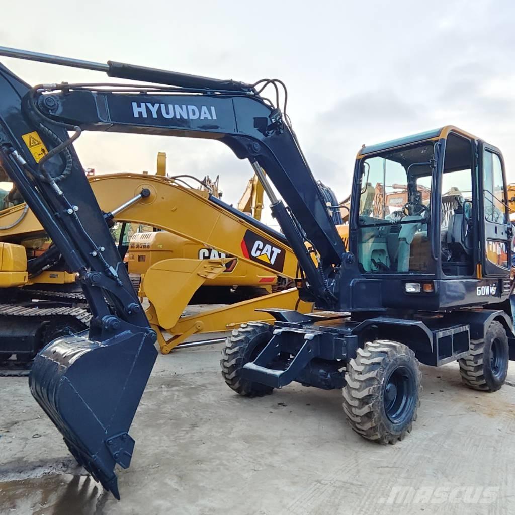 Hyundai R60W Excavatoare cu roti