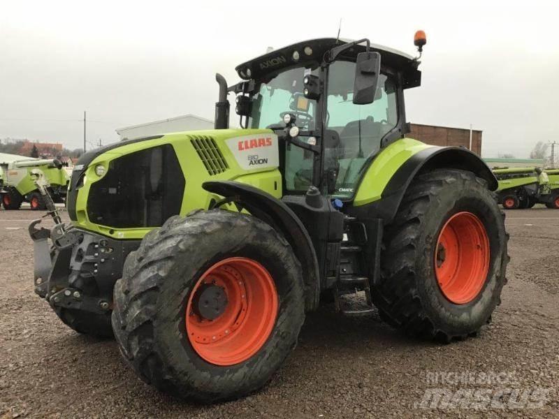 CLAAS AXION 810 Tractoare