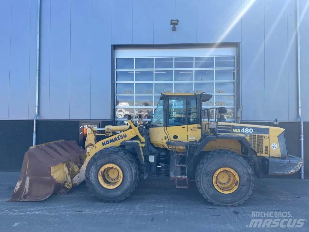 Komatsu WA480-6 Incarcator pe pneuri
