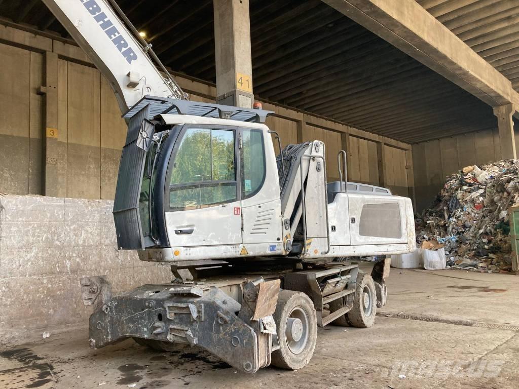 Liebherr LH 30 M Paleta de manipulare