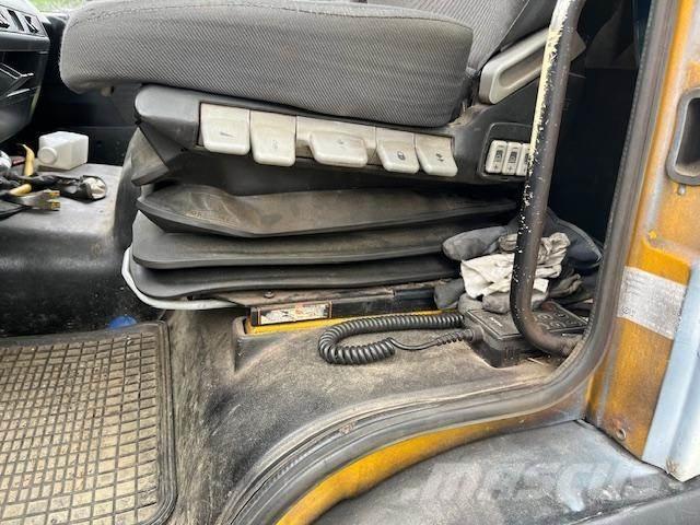 Komatsu PC26MR-3 Mini excavatoare < 7t