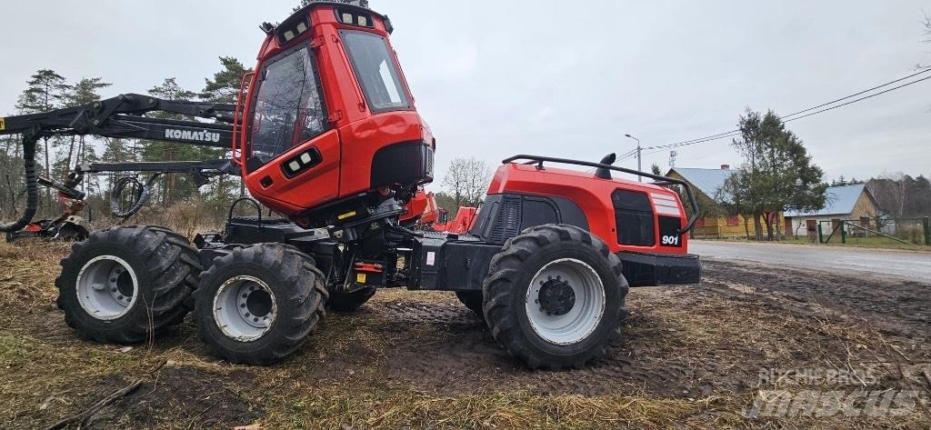 Komatsu 901 Combine forestiere