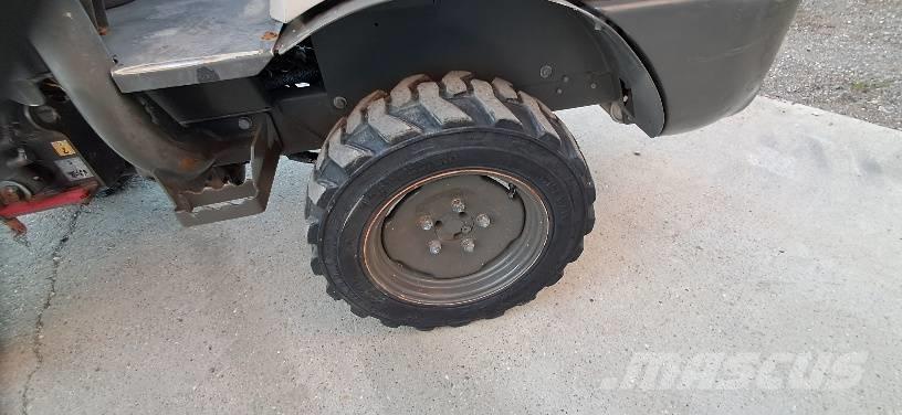 Ausa D 100 AHA Minitractor de teren