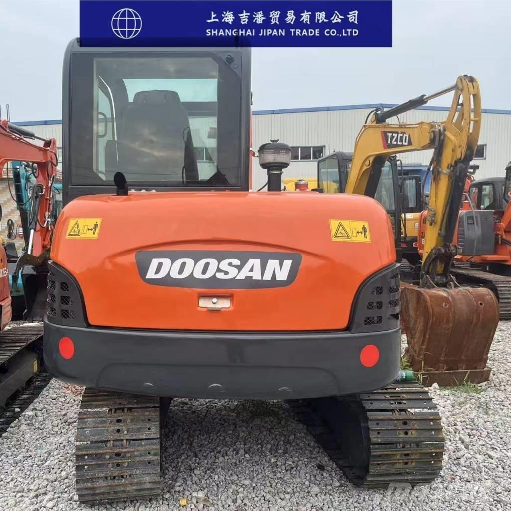 Doosan DH 60 Excavatoare pe șenile
