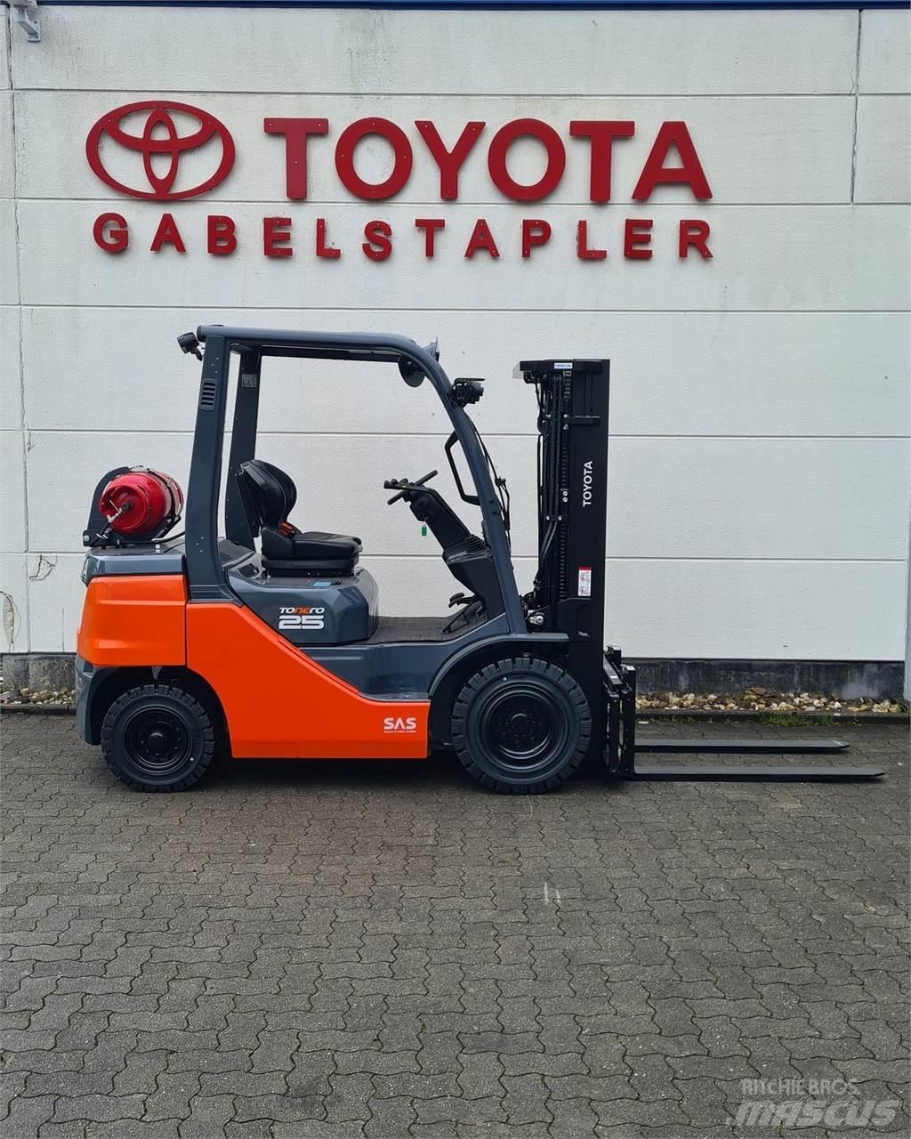 Toyota 02-8FGF25 Stivuitor GPL