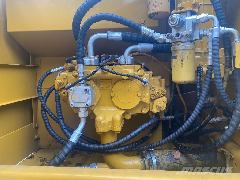 CAT 320 C L Excavatoare pe șenile
