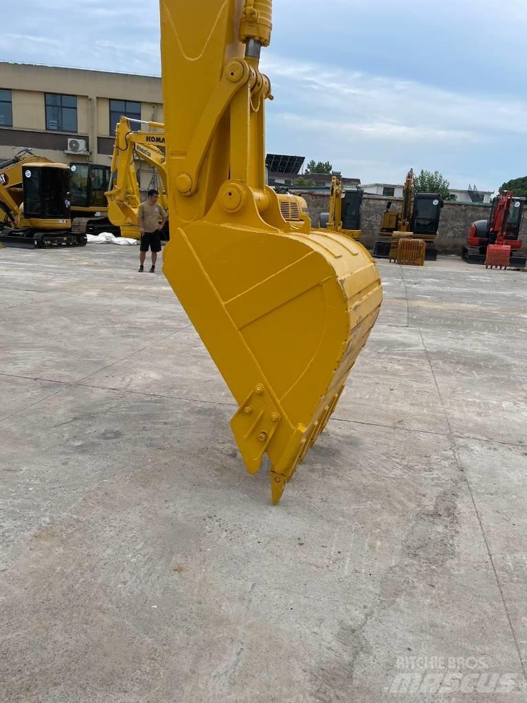 Komatsu pc220-7 Excavatoare pe șenile
