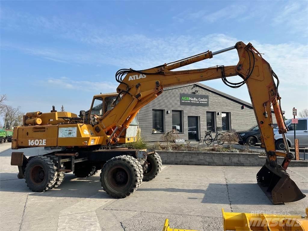 Atlas 1602E Excavatoare cu roti