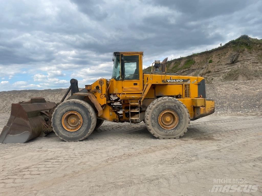 Volvo L 180 C Incarcator pe pneuri