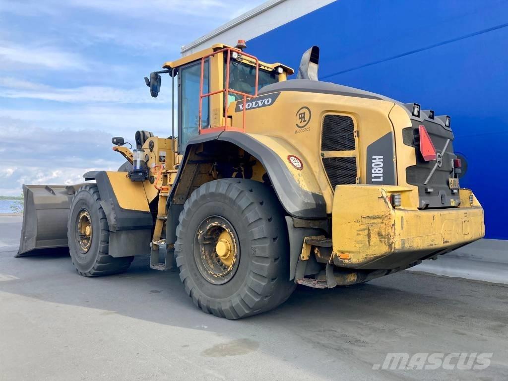Volvo L 180 H Incarcator pe pneuri