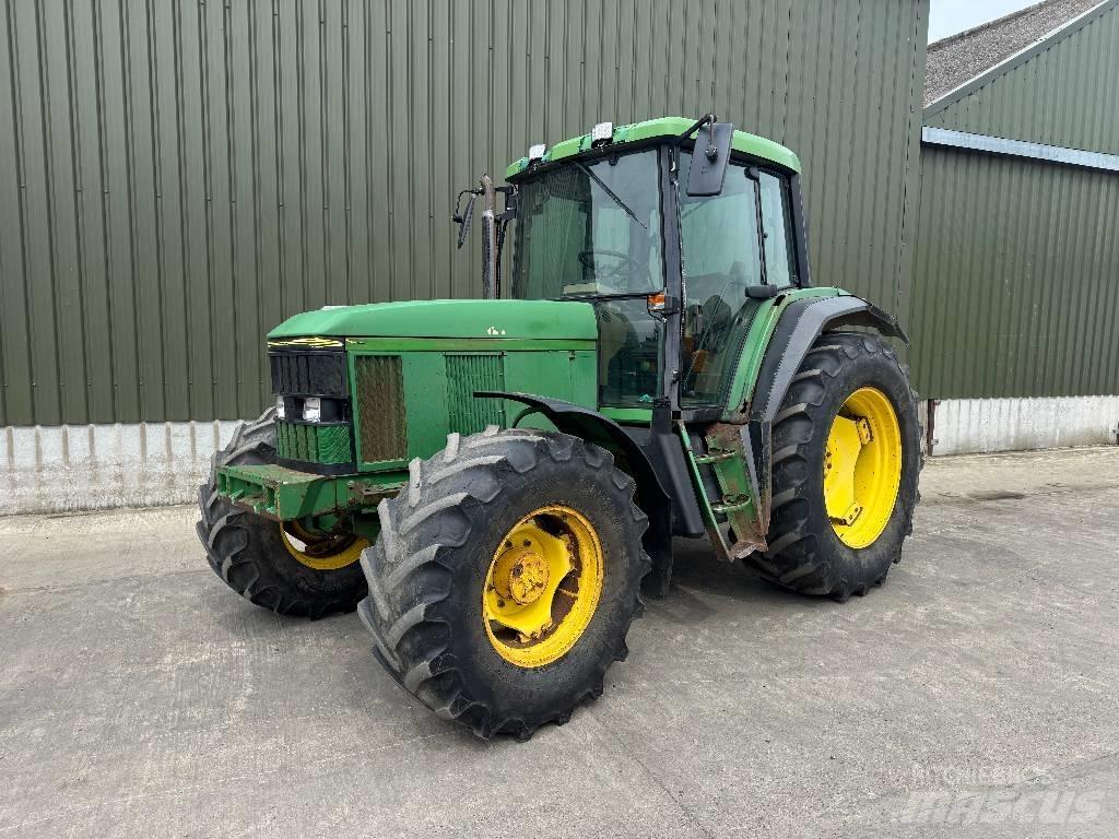 John Deere 6800 Tractoare