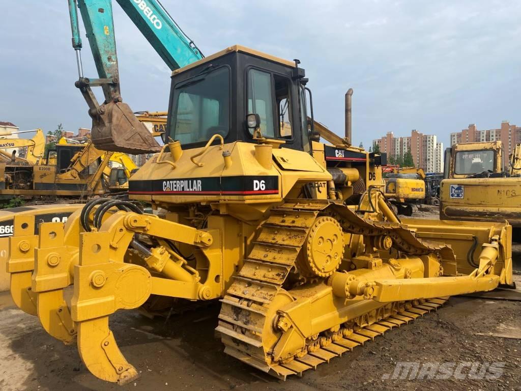 CAT D6R Buldozere pe senile