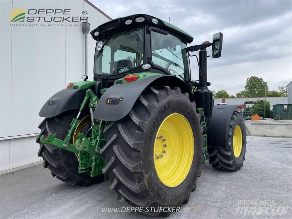 John Deere 6230R Tractoare