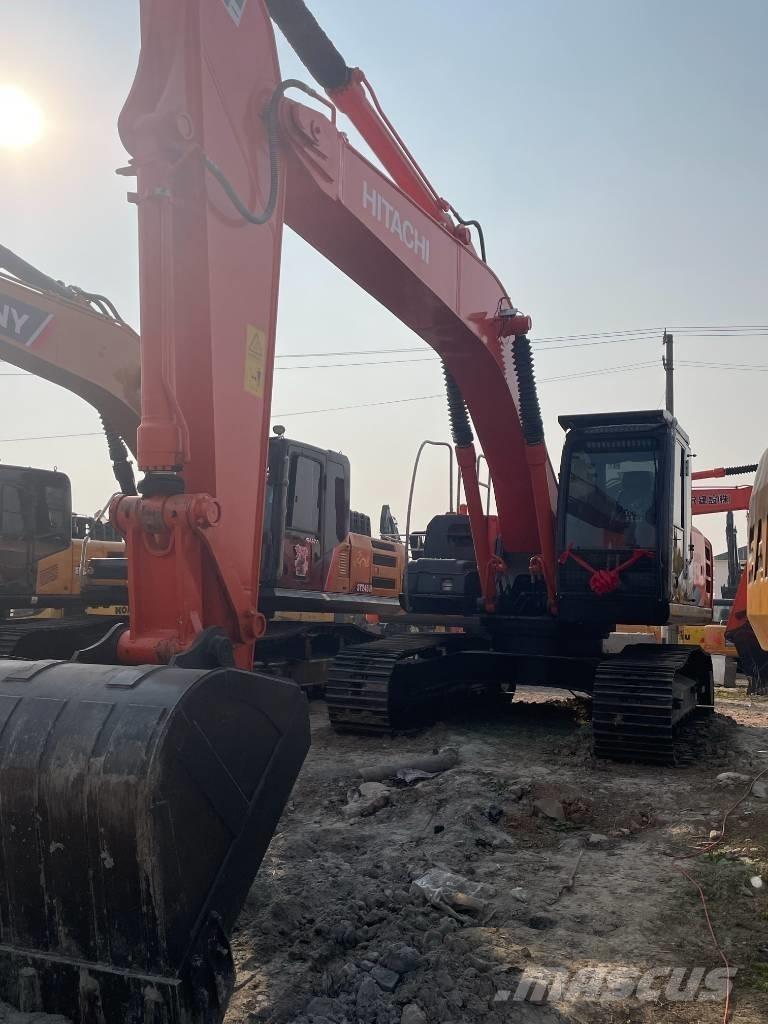 Hitachi ZX 210 Excavatoare pe șenile
