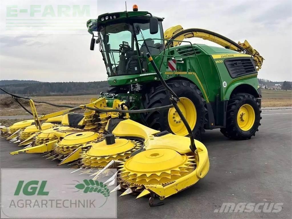 John Deere 9500i Forajere cu autopropulsare