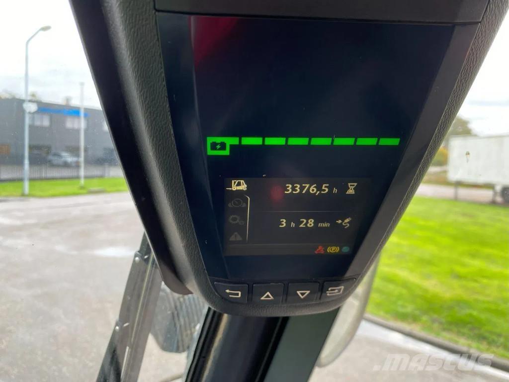 Linde E80-01/900 Stivuitor electric