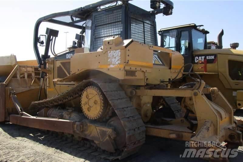 CAT D6R2 Buldozere pe senile