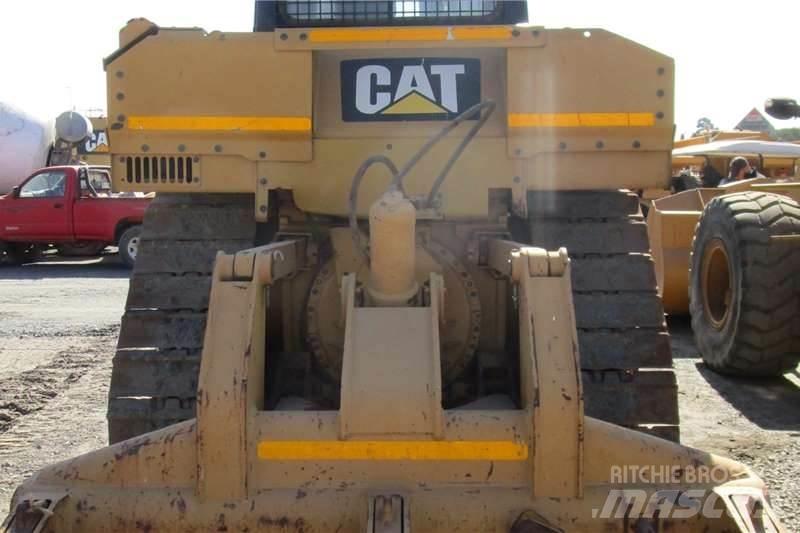 CAT D6R2 Buldozere pe senile
