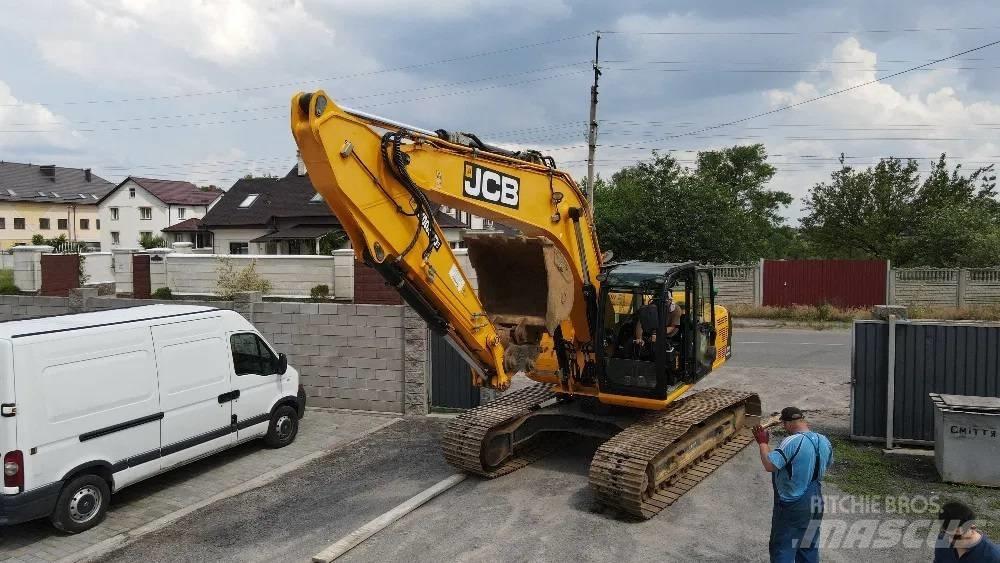 JCB JS220LC Excavatoare pe șenile
