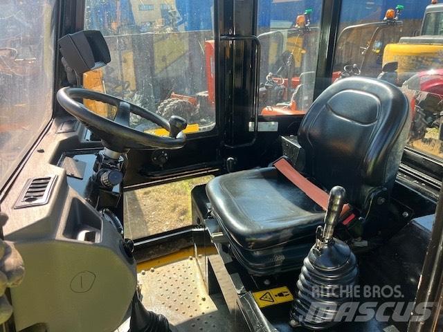 JCB 9FT Minitractor de teren