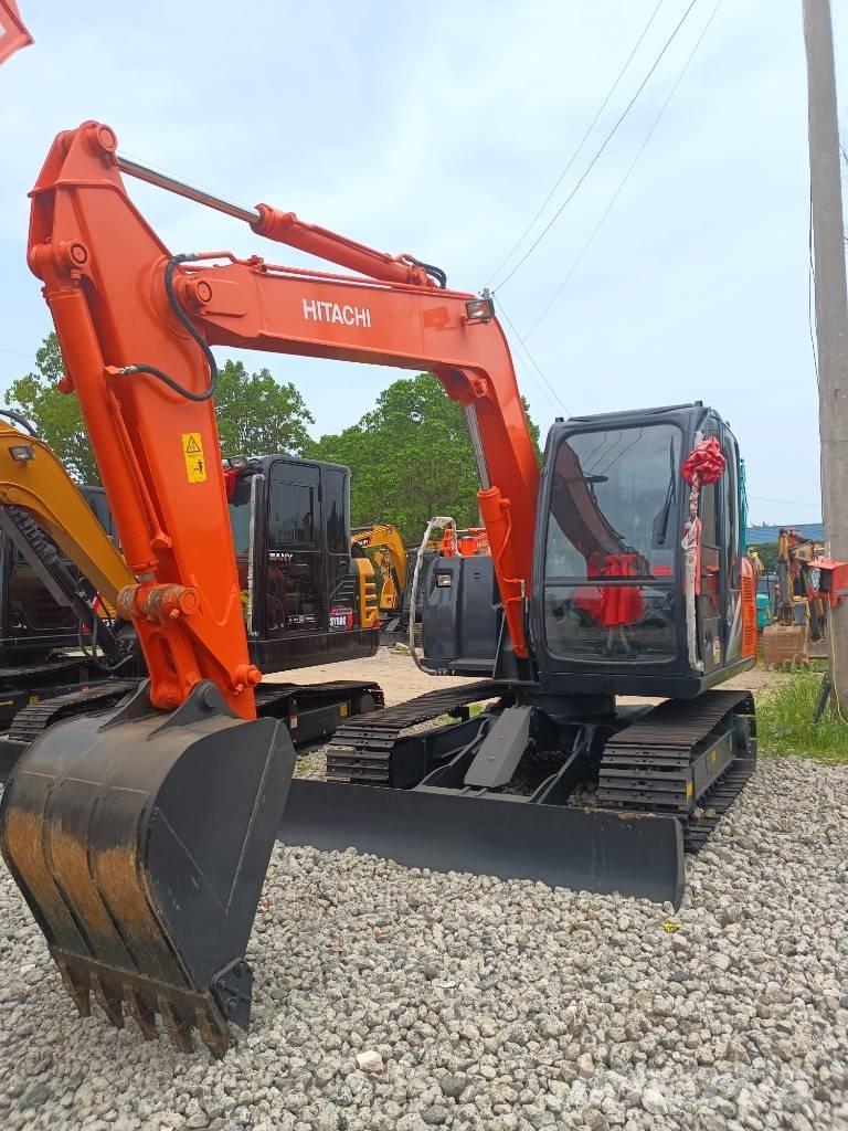 Hitachi ZX 70 Excavatoare pe șenile
