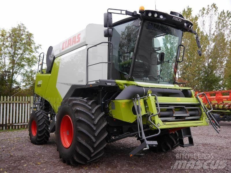 CLAAS TRION 660 Combine de secerat