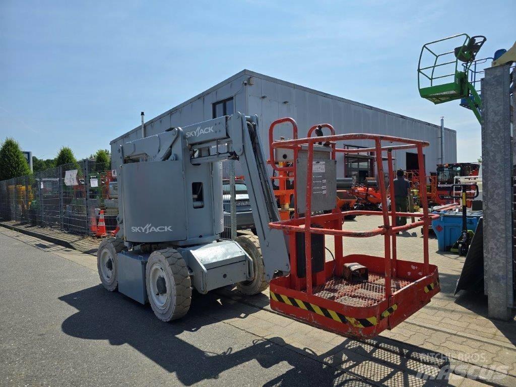 SkyJack SJKB 33 N Nacele cu brat articulat