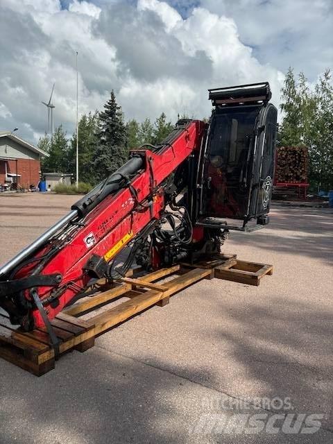 Loglift F118ST9.6 Macarale forestiere