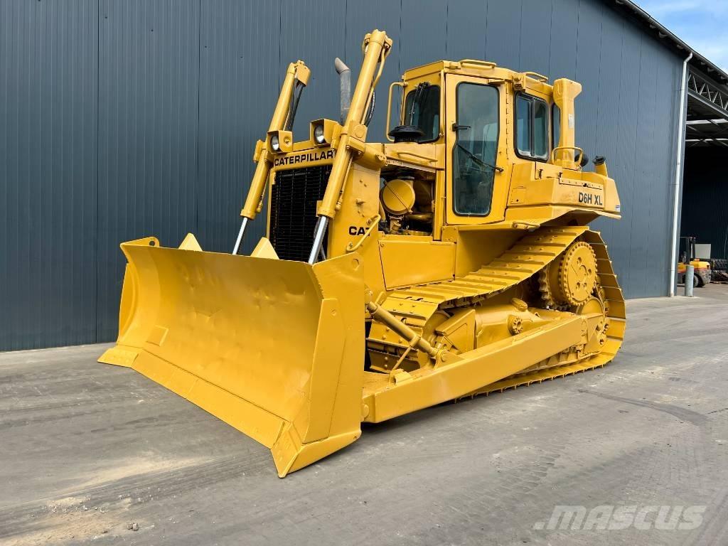 CAT D6H XL Buldozere pe senile