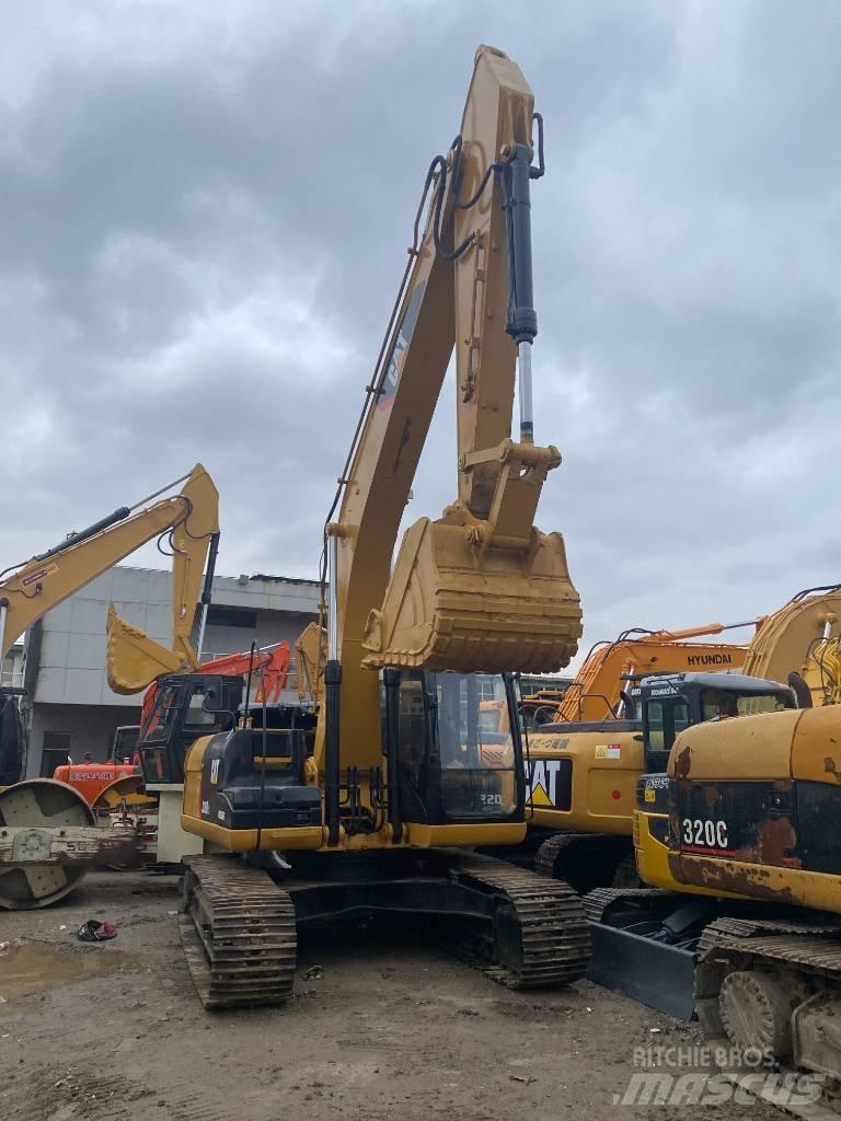CAT 326 D2L Excavatoare pe șenile
