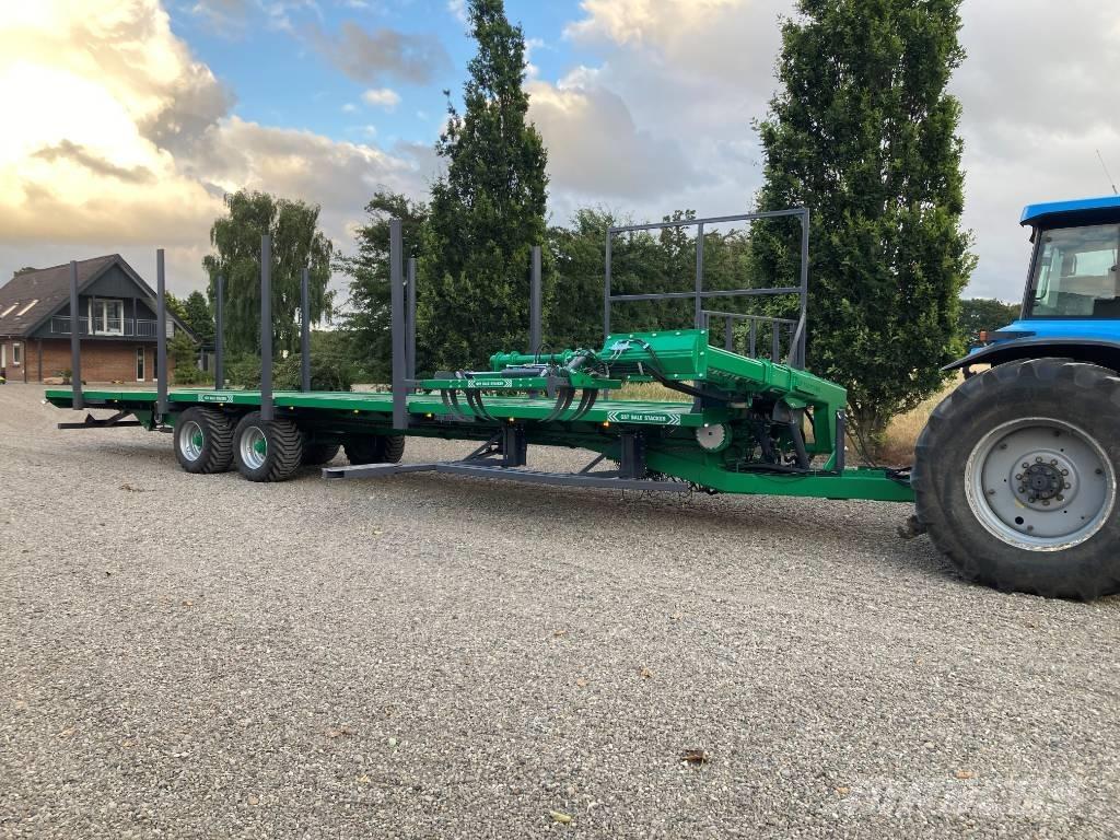  BALE STACKER GST Remorci de ambalat