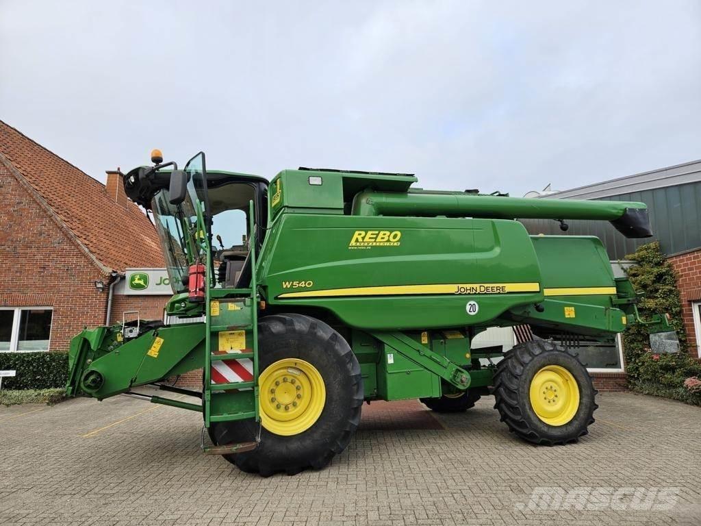 John Deere W 540 Combine de secerat