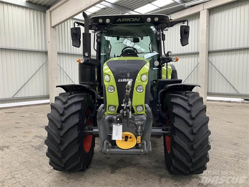 CLAAS Arion 550 Tractoare