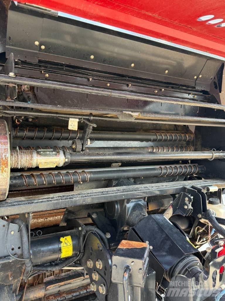 Case IH RB465 Press Masina de balotat cilindric
