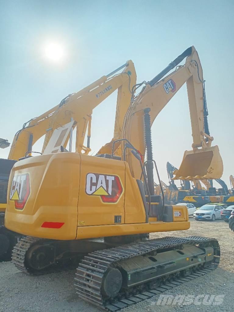 CAT 323GC Excavatoare pe șenile
