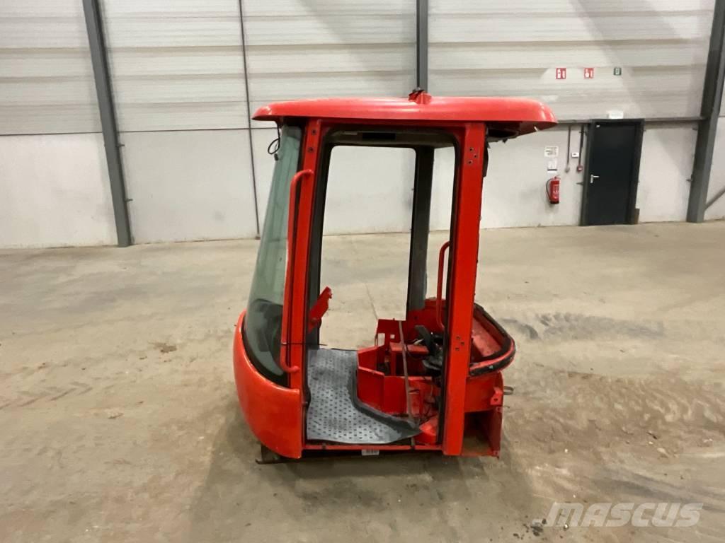 Volvo L 30 B Cabine si interior