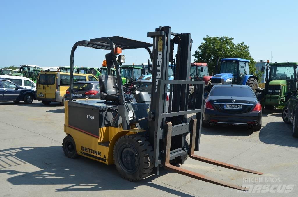 Detank FB30 Stivuitor electric