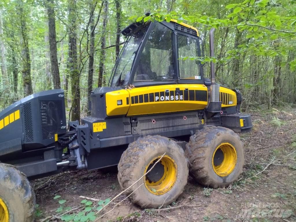 Ponsse Ergo 8W Combine forestiere
