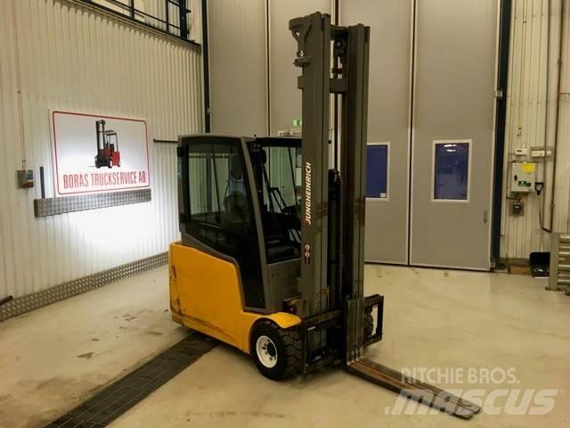 Jungheinrich EFG 220 Stivuitor electric