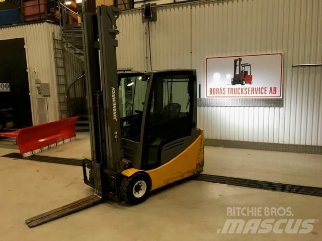 Jungheinrich EFG 220 Stivuitor electric