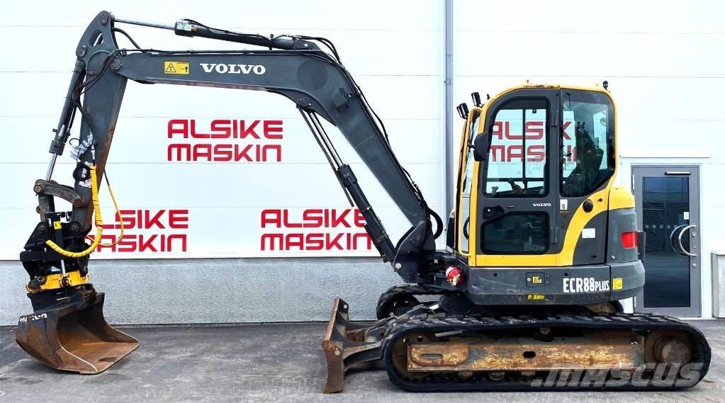 Volvo ECR 88 Excavatoare 7t - 12t