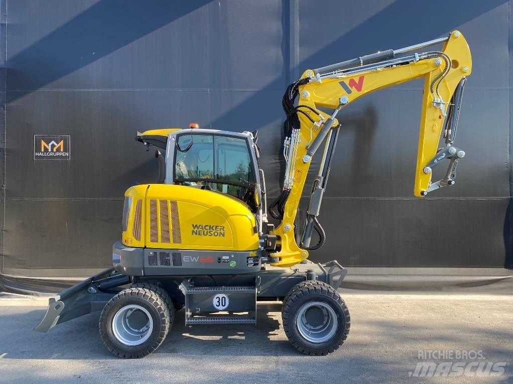 Wacker Neuson EW65 Excavatoare cu roti