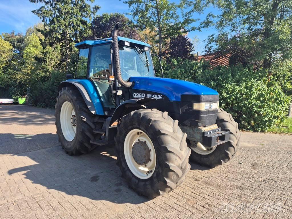 New Holland 8360 Tractoare