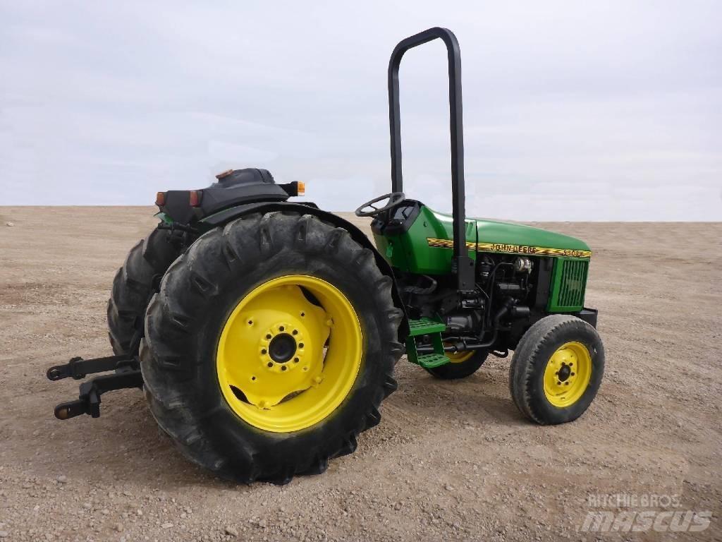 John Deere 5500N Tractoare