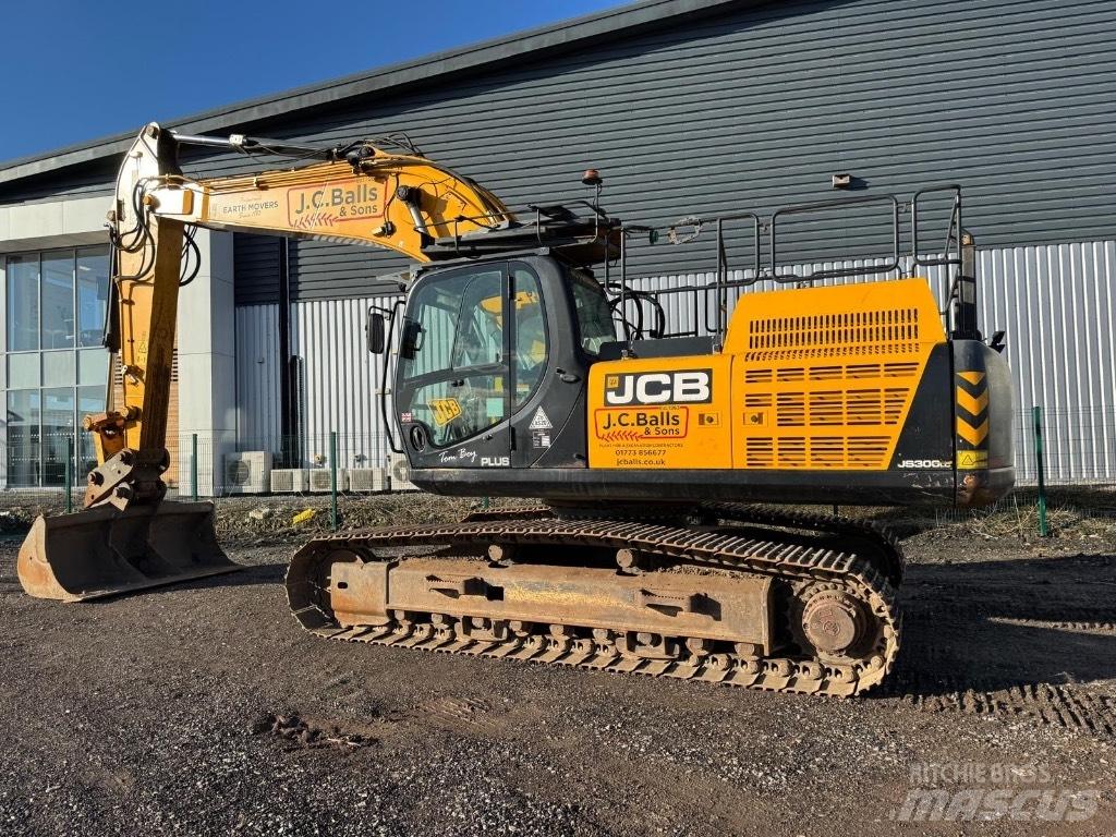 JCB JS300 LC ( 35 Ton ) Excavatoare pe șenile
