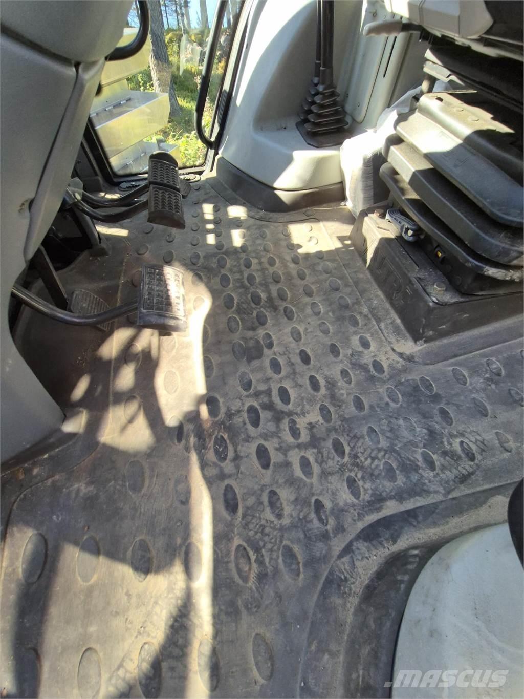 Valtra N91 Tractoare