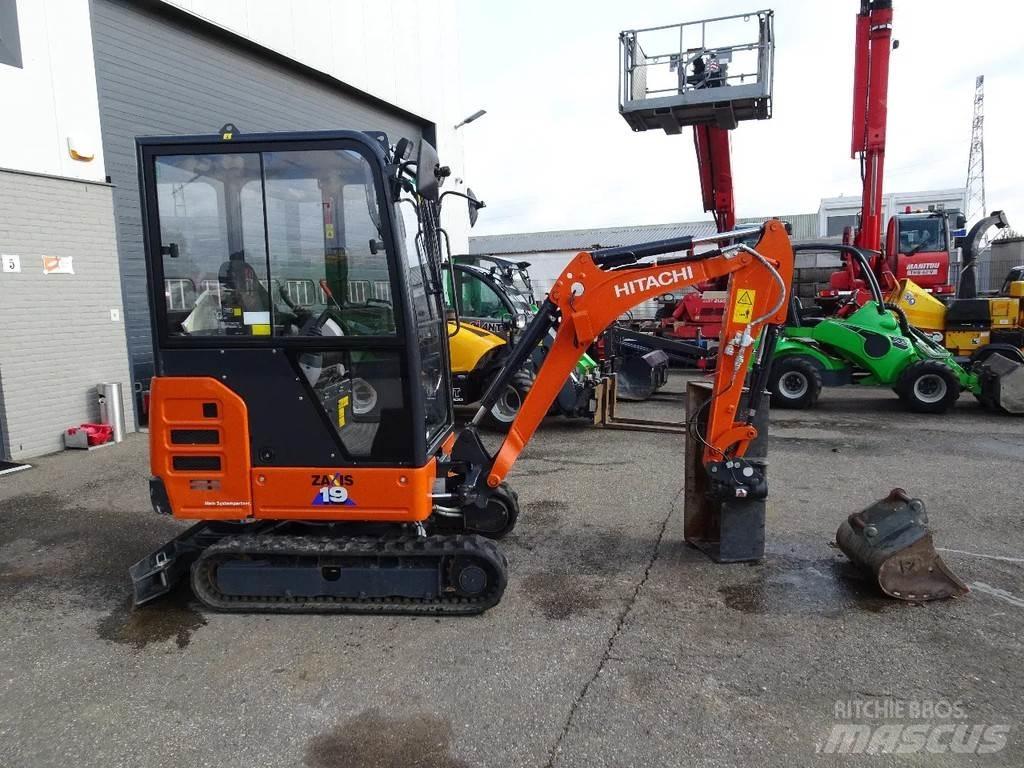 Hitachi ZX19-6CR Mini excavatoare < 7t