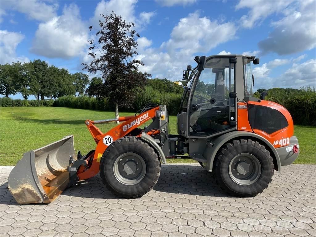 Atlas AR400 Incarcator pe pneuri