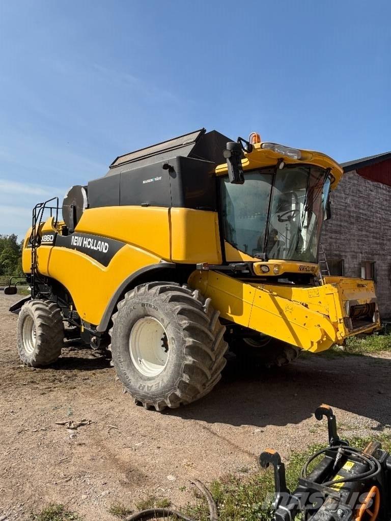 New Holland CX 860 Combine de secerat