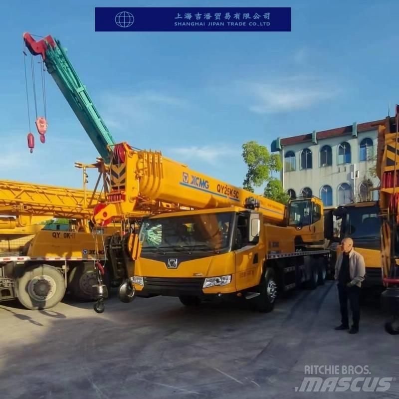 XCMG QY 25 Macara pentru orice teren